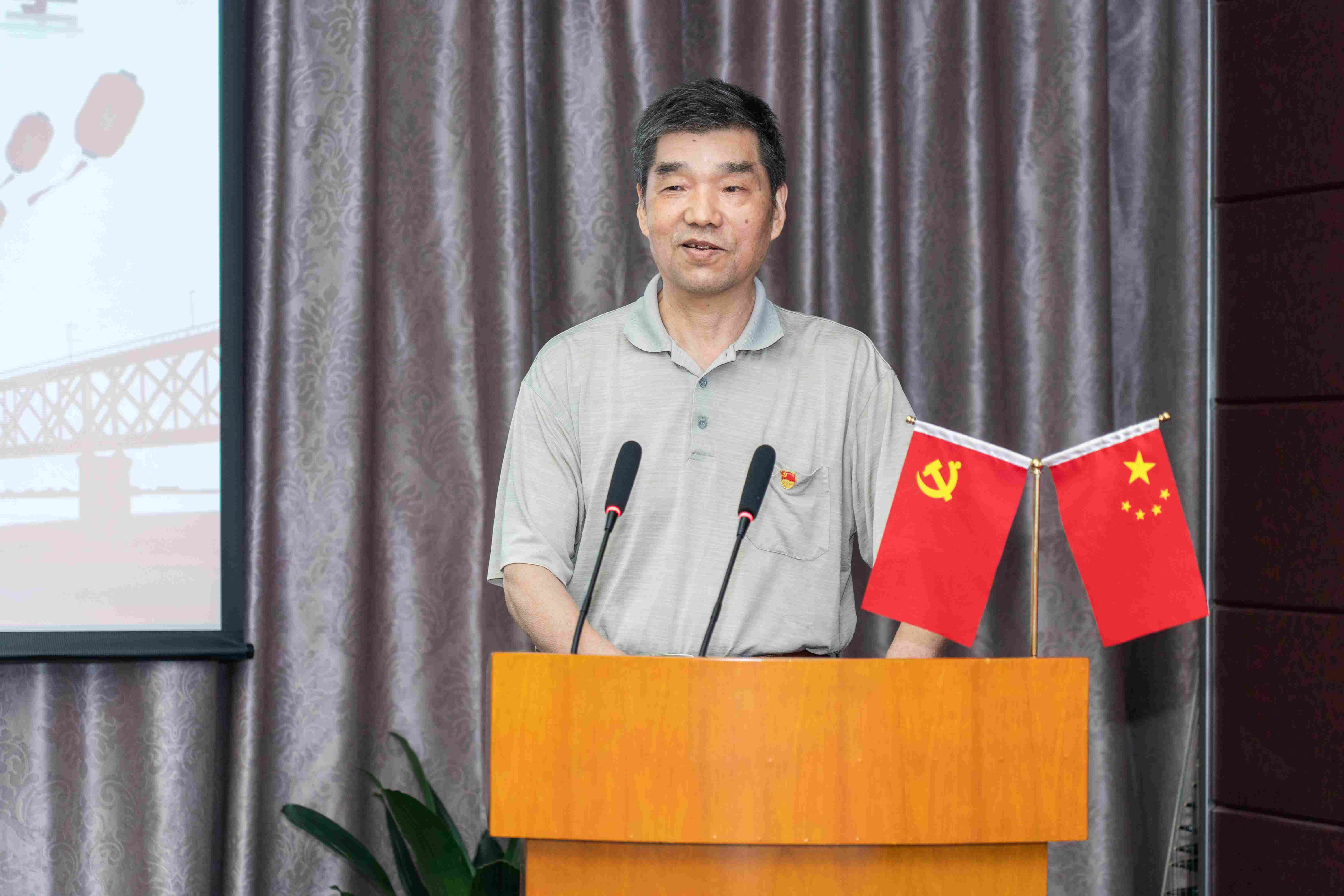 老專(zhuān)家劉明法.jpg